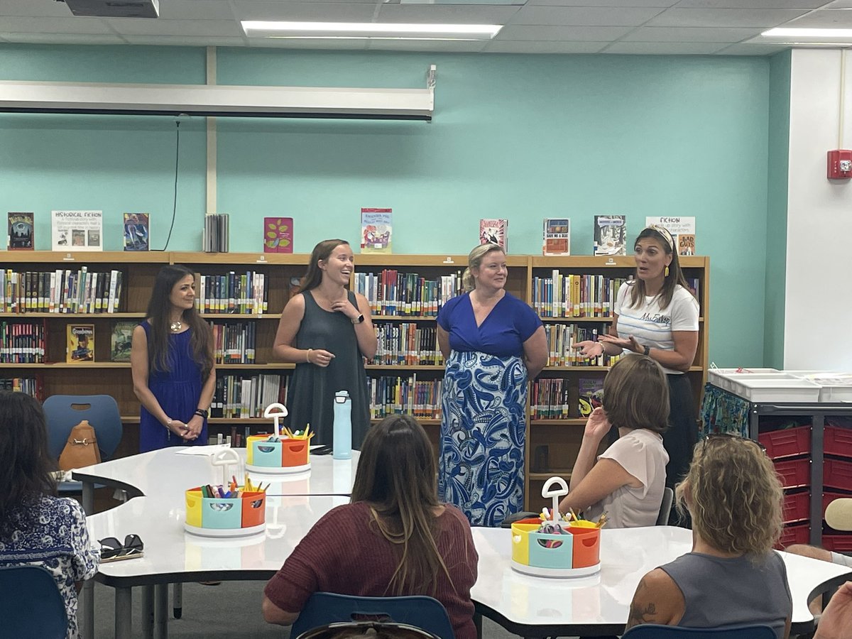 Deanna Leake tweet media