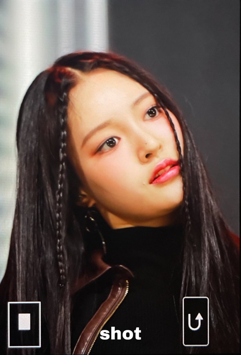 shot_220916's tweet photo. 220916 @mimiirose_YESIM #미미로즈 #mimiirose #서윤주 #윤주 https://t.co/4GUF6NQYWt