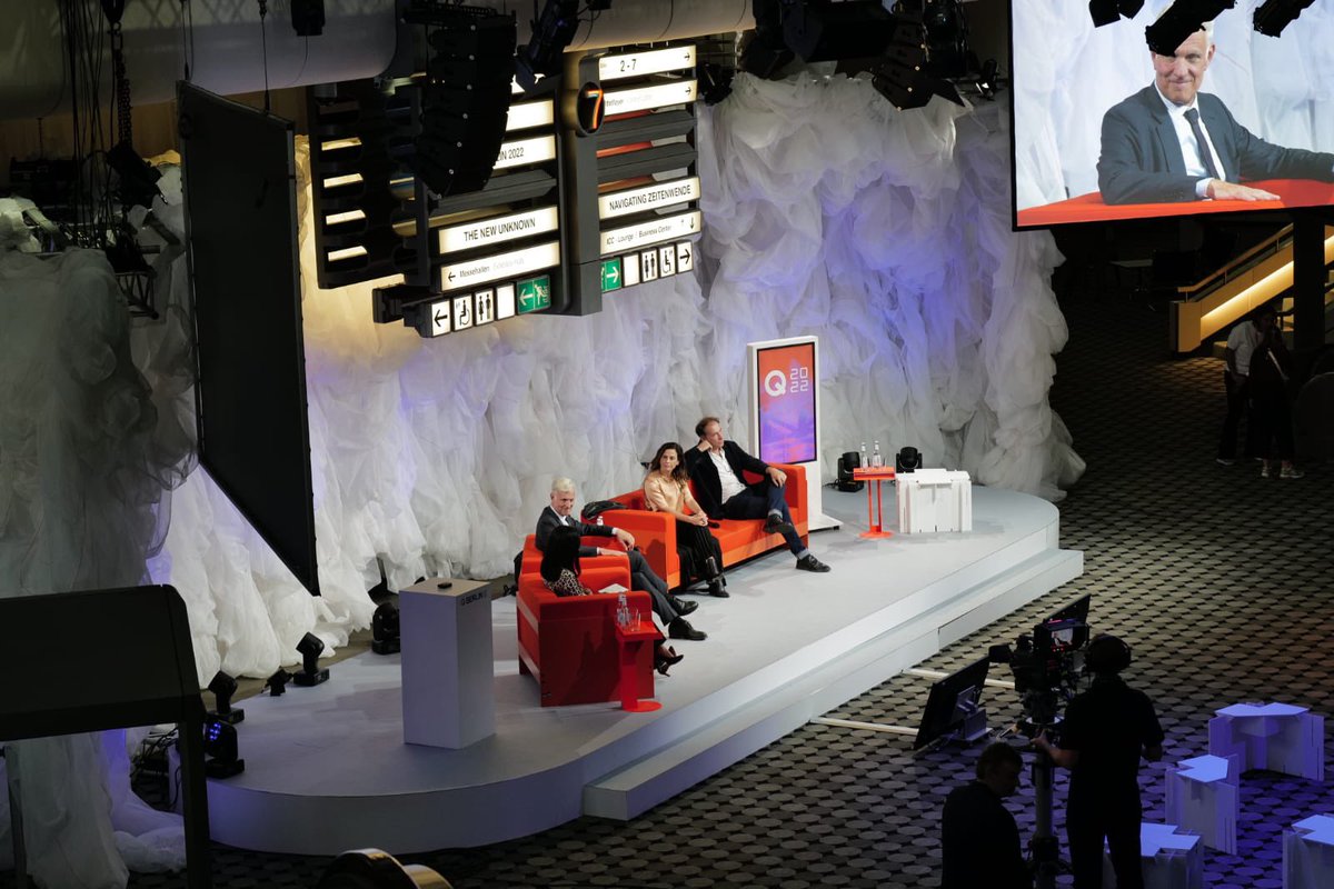 QBerlinQsts's tweet photo. „There should not be a big bang of reconstructing this building, but rather the public taking possession of the building step by step“, says Senator #StephanSchwarz @SenWiEnBe about the plans for #ICCBerlin at #qBerlin22 

#qBerlin https://t.co/UzisEG3vG1