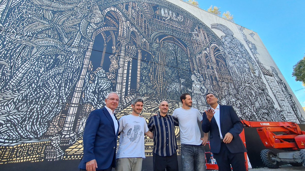 actualites_nrv's tweet photo. "Jardin d'Éden" by #MonkeyBirdCrew.
Superbe et monumentale #fresquemurale contemporaine à #Antibes #CotedAzurFrance
"Après Le Nomade, je suis sûr que cette œuvre deviendra une 2ᵉ signature forte de l'ancrage de notre ville dans le milieu artistique." @EricPAUGET1
#Nice #Nice06 https://t.co/Ht3ViXhZZP