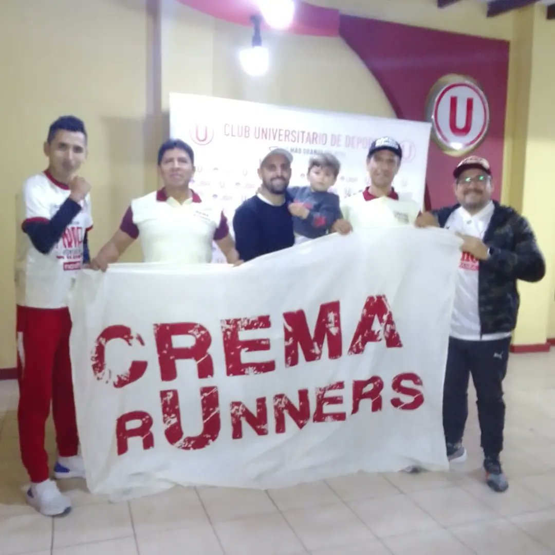 CremaRunners's tweet photo. Ayer la Asociación Crema rUnners estuvo en nuestro Glorioso Estadio Lolo Fernandez junto a @tito_urruti y los chicos del Equipo Futsal Down. Gracias a @ColectivoUSA @Univers24540729 y Luis Gonzales por la invitación. Los esperamos este 08 de Octubre x el 2do Aniversario!! https://t.co/eNMJywHd7A