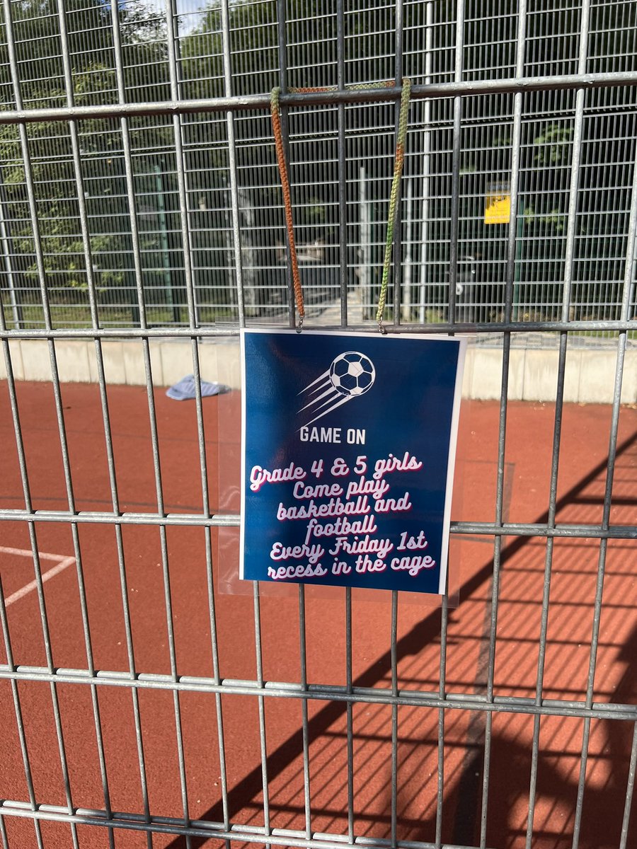 GillKoe's tweet photo. How does your school encourage more girls to participate in sports? Here @FIS_School we’re trying to offer a space for girls to try sports at recess #weknowourplace #girlsinsport #choicesforlife https://t.co/Xkt0WG26od