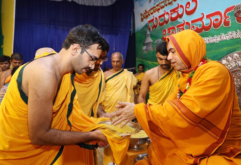 poornakapasi's tweet photo. Had an opportunity to visit the premises of @VishnuguptaVV located in Ashoke, Gokarna on the occasion of #Gurukula_Chaturmasya of Paramapoojya Srimajjagadguru Shankaracharya @SriSamsthana.

A must visit campus, imparting rich knowledge of Bharat - to the young minds of Bharat! https://t.co/YI0XledkF2