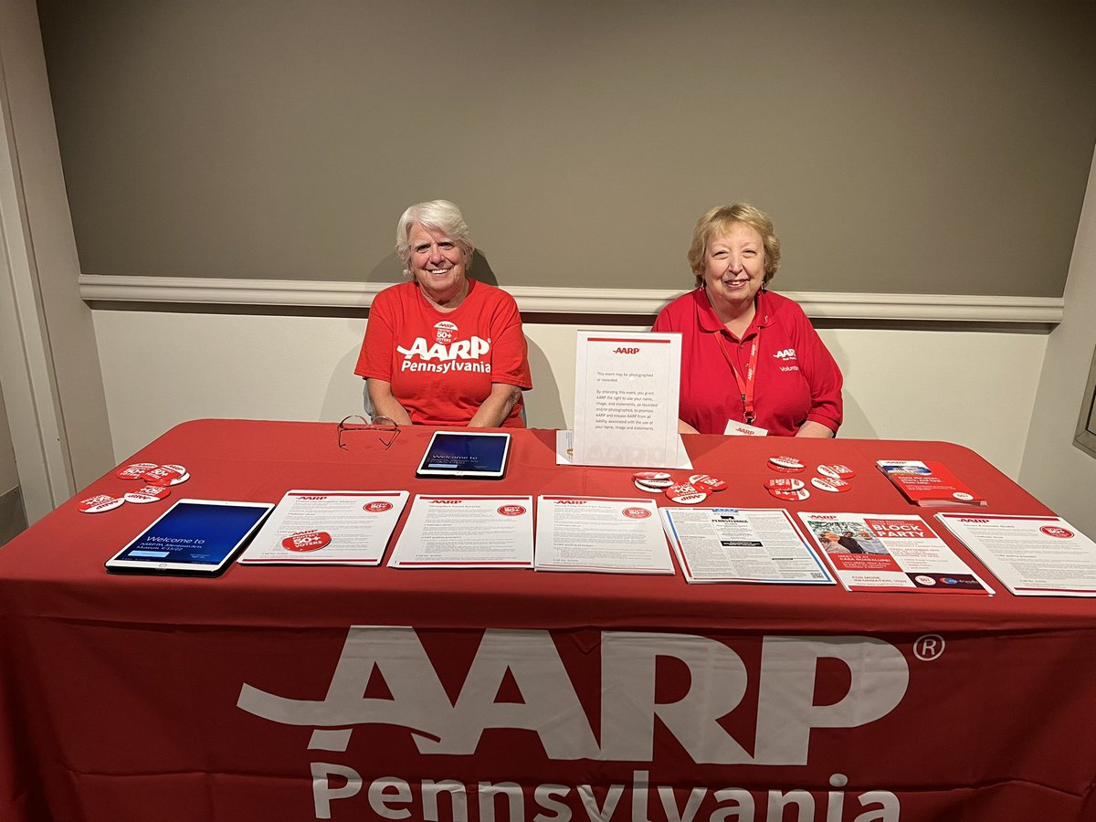 KellieVonStein's tweet photo. AARP PA welcomed back our members and guests last night at the Allentown Art Museum! It was the perfect evening to be back in community and we even recruited some amazing new volunteers! #AARPStrong @AARPPA @billjwpa @TOsborne622 https://t.co/aZFFvad7cS
