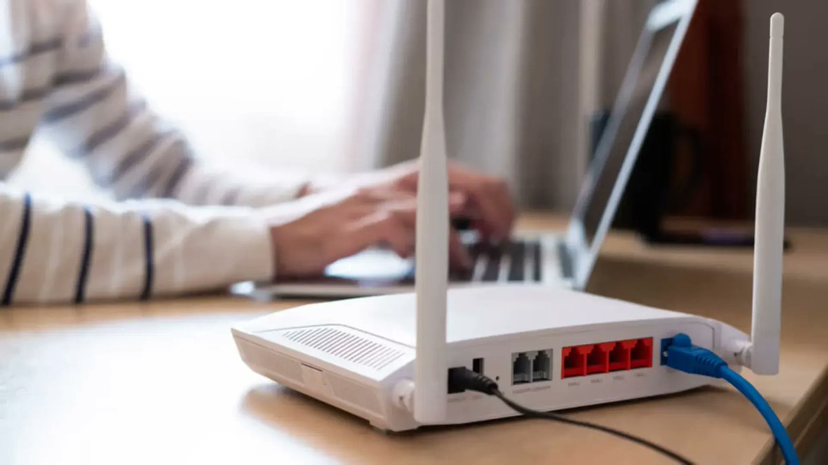 smartechcables's tweet image. #NewsAlert The Differences Between Managed and Unmanaged Network Switches
.
.
.
.
Read more articles:- fieldengineer.com/blogs/network-…