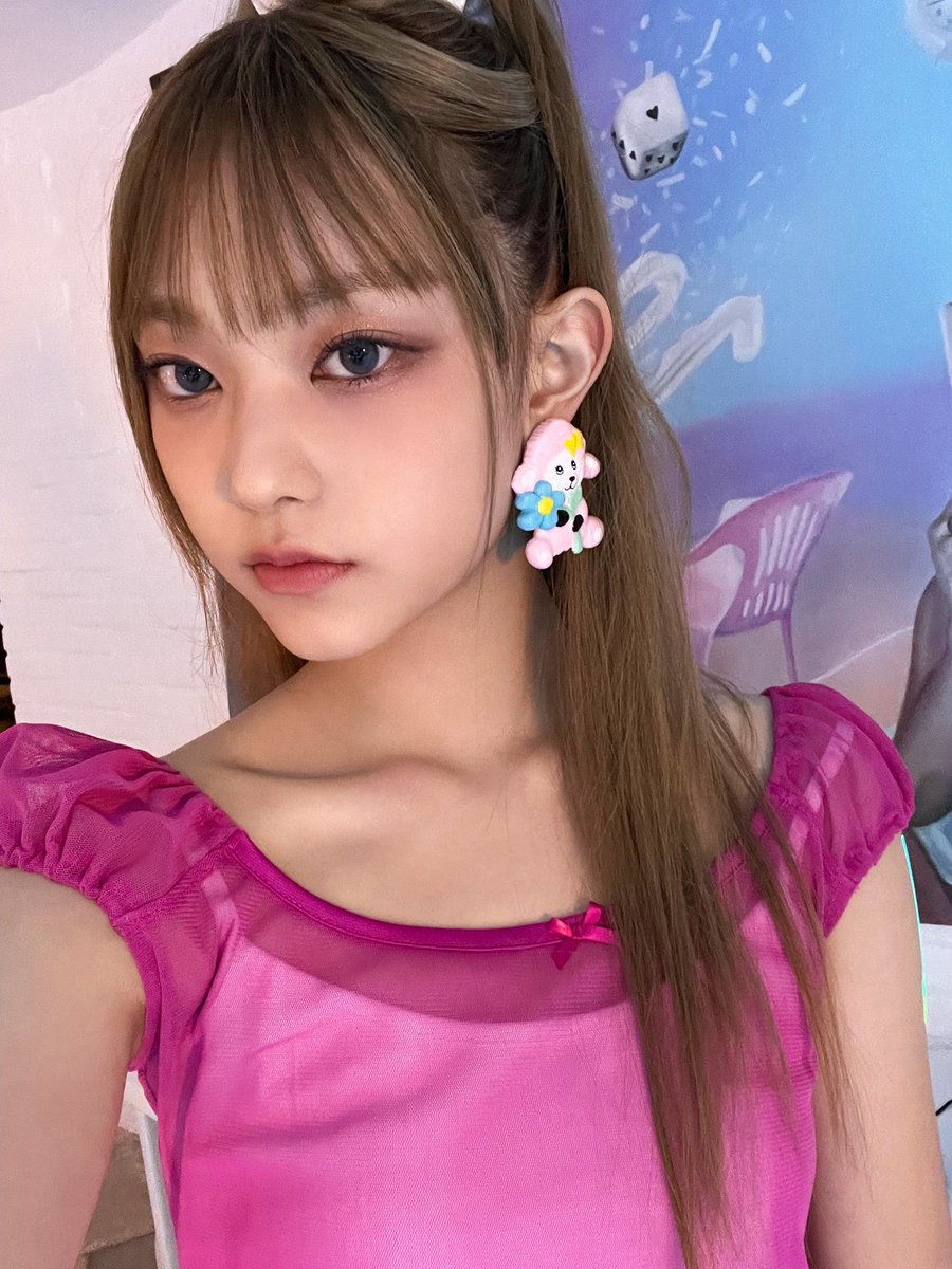 myhaerin_th's tweet photo. น้องแฮริน เซตเจ้าหญิงบาร์บี้ สีชมพูน่ารักสร้างเรื่อง คาวาอี้มาก 👸🏼🩰🪞🪄 https://t.co/OfNqBblGQd
