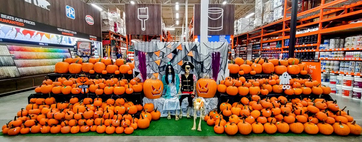 The pumpkins "arghhh" here! 🎃🎃🎃 Halloween is just around the corner and Marathon HD is ready. 💜🧡🖤