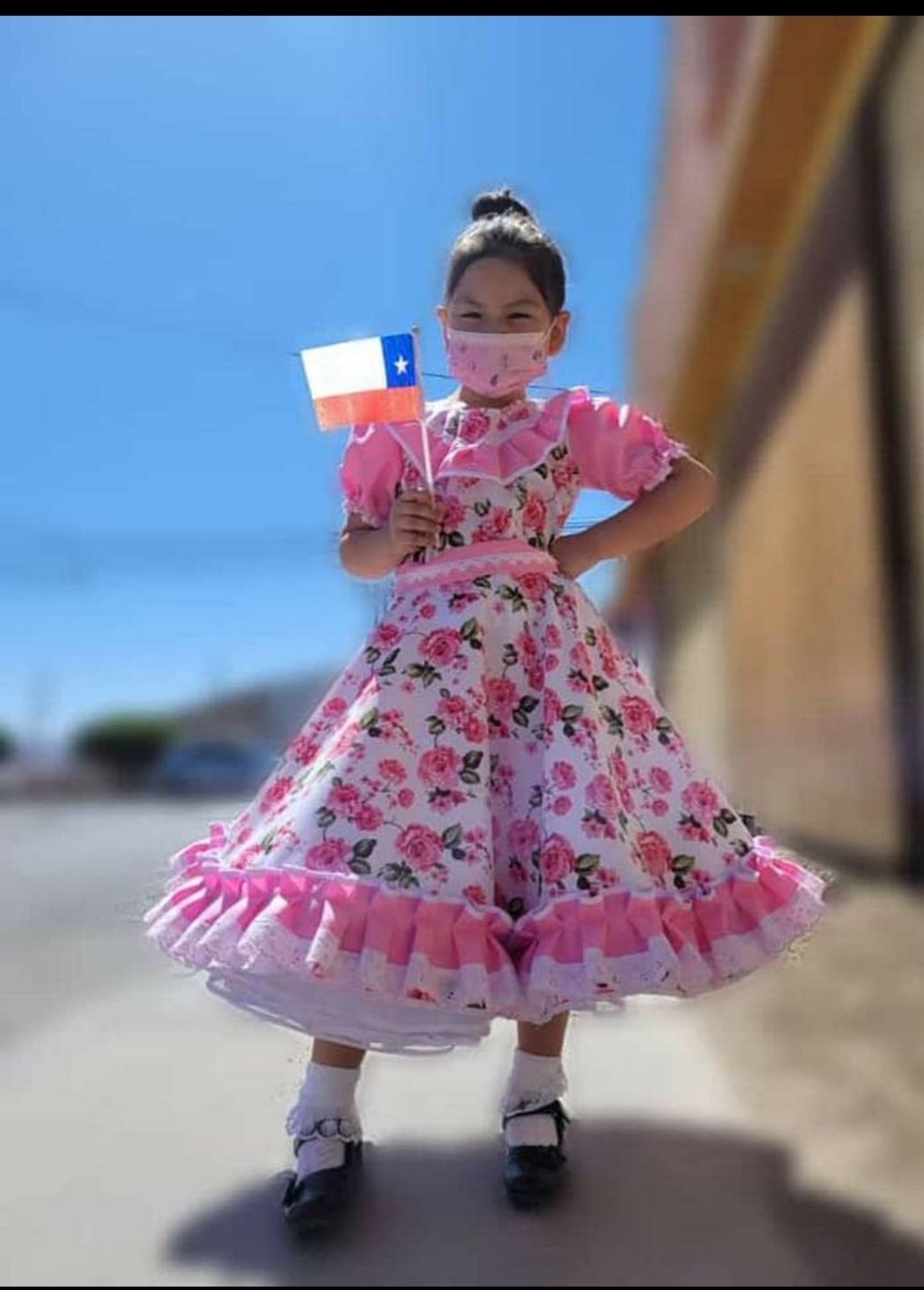 pattcocass82's tweet photo. #BUENOSDIASTVN desde #Calama le deseamos unas lindas fiestas patrias,con mi chinita más linda Josefita❤❤ 🇨🇱🇨🇱🇨🇱🇨🇱 https://t.co/juBVzHLpC7