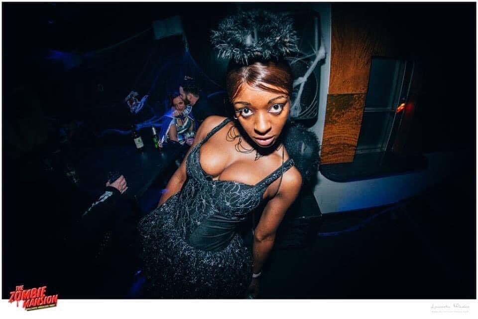 Grab your earlybird tickets now 🎃 🚢 🧡
Space London The Zombie Pirate Ship ft Mark Radford buytickets.at/alist/727269 
Contact us for tickets!
#MarkRadford #SpaceLondon #SpaceLdn #Halloween #TemplePier  #TheZombiePirateShip #London #AListLondon #HouseMusic #LondonNightlife #djs