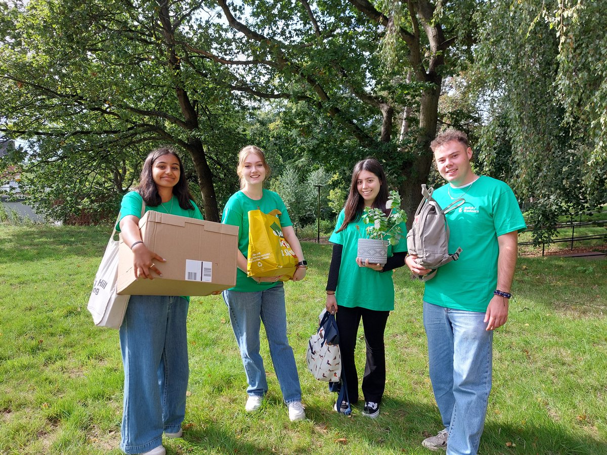 Guild of Students (@guildofstudents) on Twitter photo Many of you will be moving in from tomorrow, so our main piece of advice is to look out for our Welcome Crew in the green t-shirts 💚
They will be able to direct you, answer questions and most importantly, help you move into your new home 🏠
<a href="/unibirmingham/">Uni of Birmingham</a> Many of you will be moving in from tomorrow, so our main piece of advice is to look out for our Welcome Crew in the green t-shirts 💚
They will be able to direct you, answer questions and most importantly, help you move into your new home 🏠
<a href="/unibirmingham/">Uni of Birmingham</a>