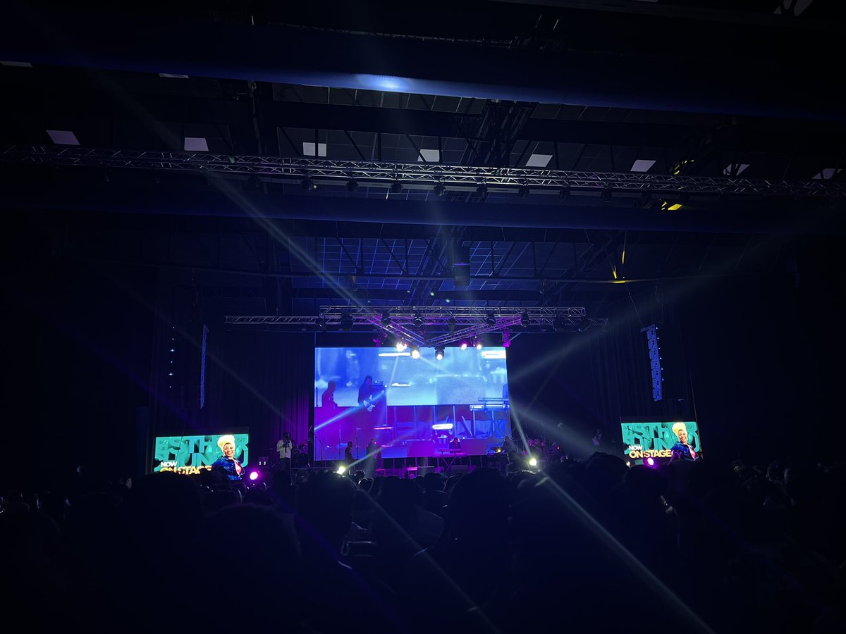 phiri_liyah's tweet photo. #FNBWOWFEST https://t.co/BL5d8fNdtH