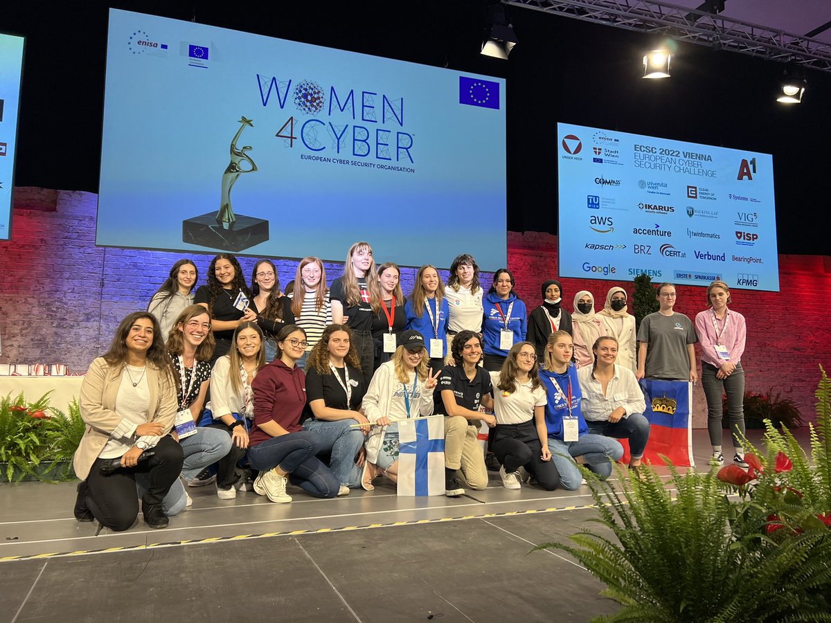Morgane_Gey's tweet photo. A huge shoutout to all the women who competed at #ECSC2022! @enisa_eu https://t.co/WGEuCU6Pal