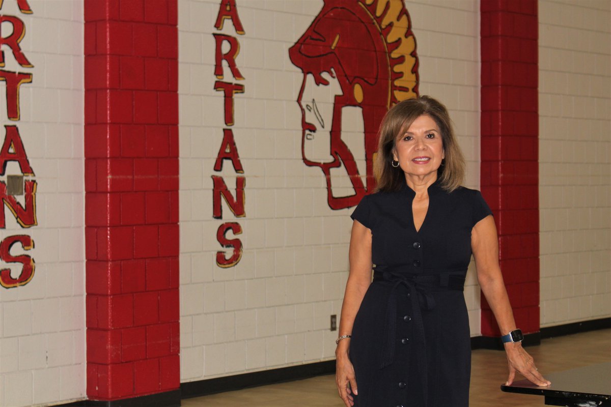 StaffordMSD's tweet image. STAFF NEWS: Welcome to @SMSDElementary! We are proud to announce that Ms. Diana De La Rosa will serve as the new Principal. The #SMSDBoard unanimously approved her appointment during the September board meeting. #StaffordNation #SMSDElementary

Read More: elementary.staffordmsd.org/families/news
