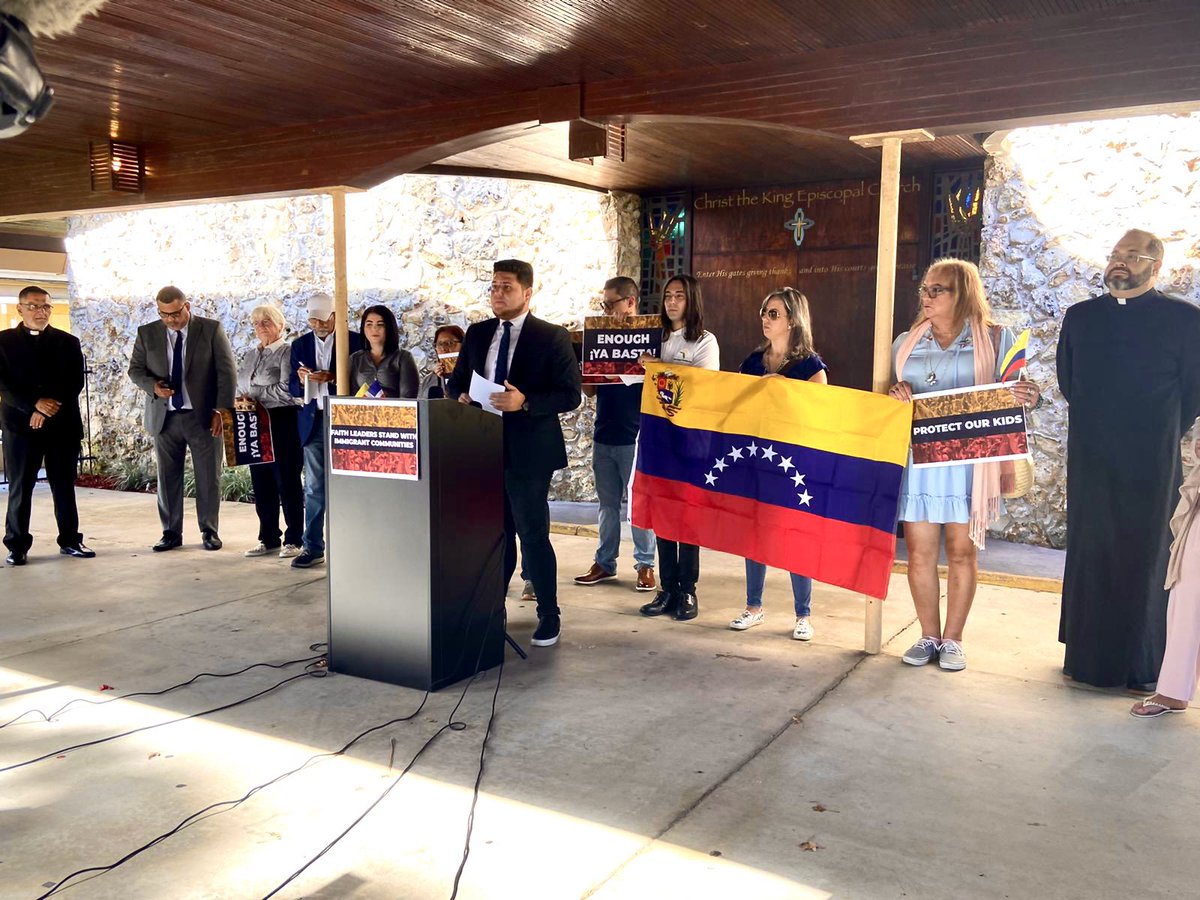 samuelforfl's tweet photo. When I was kid, my parents taught me, by example, to stand against injustice: They fought against the chavista regime. Today, I was honored to stand with faith &amp; immigrant rights leaders in Orlando to fight back against Ron DeSantis’ latest political stunt against asylum seekers. https://t.co/hwKfbYenZn