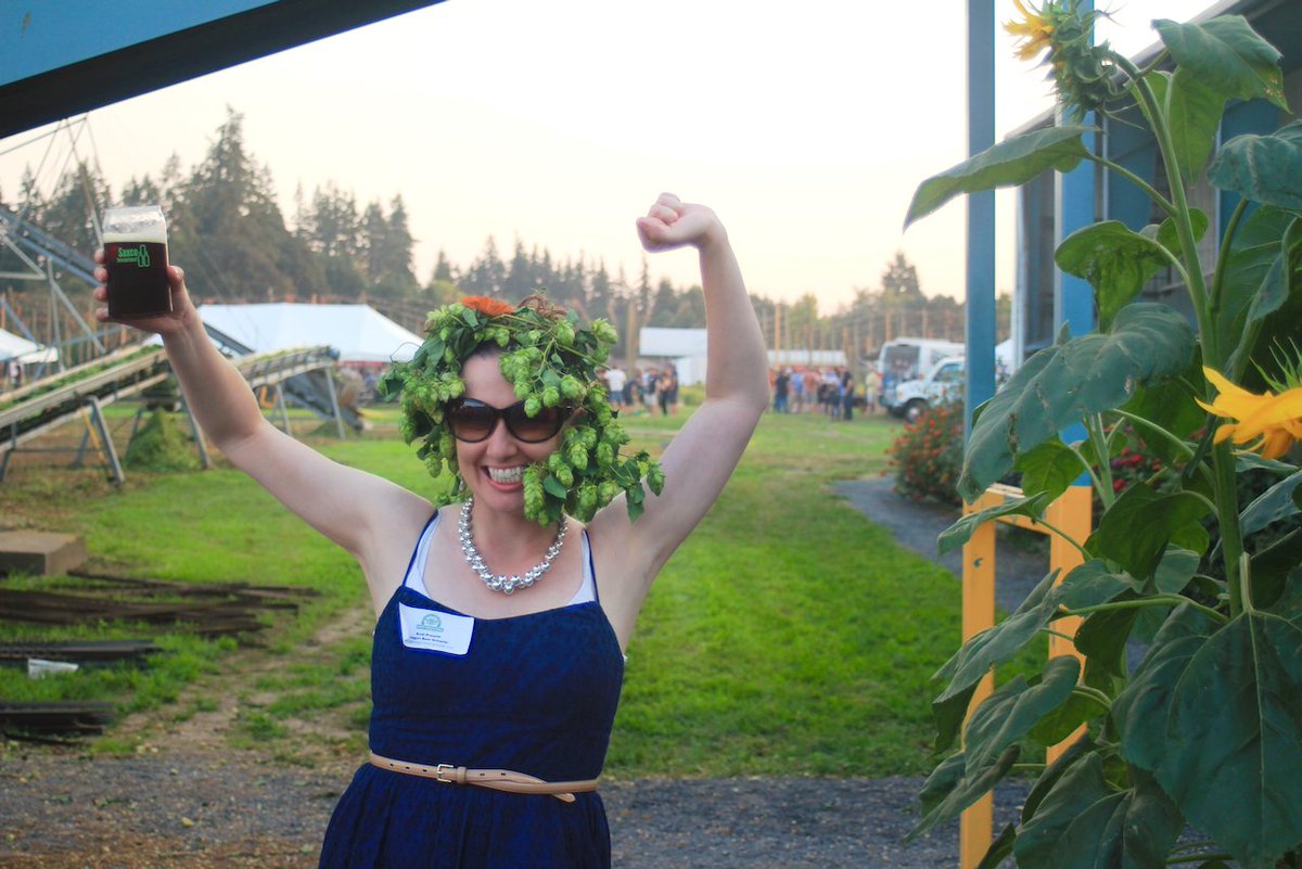 FreshHopFest's tweet image. Today we kickoff 17 days of #FreshHops at our beer garden pop-up on N. Mississippi Ave. in Portland. More details at fresh-hops.com

#freshhop #pdxbeer #pdxbeergeeks #thisisportland #pdxnow #pdxtoday