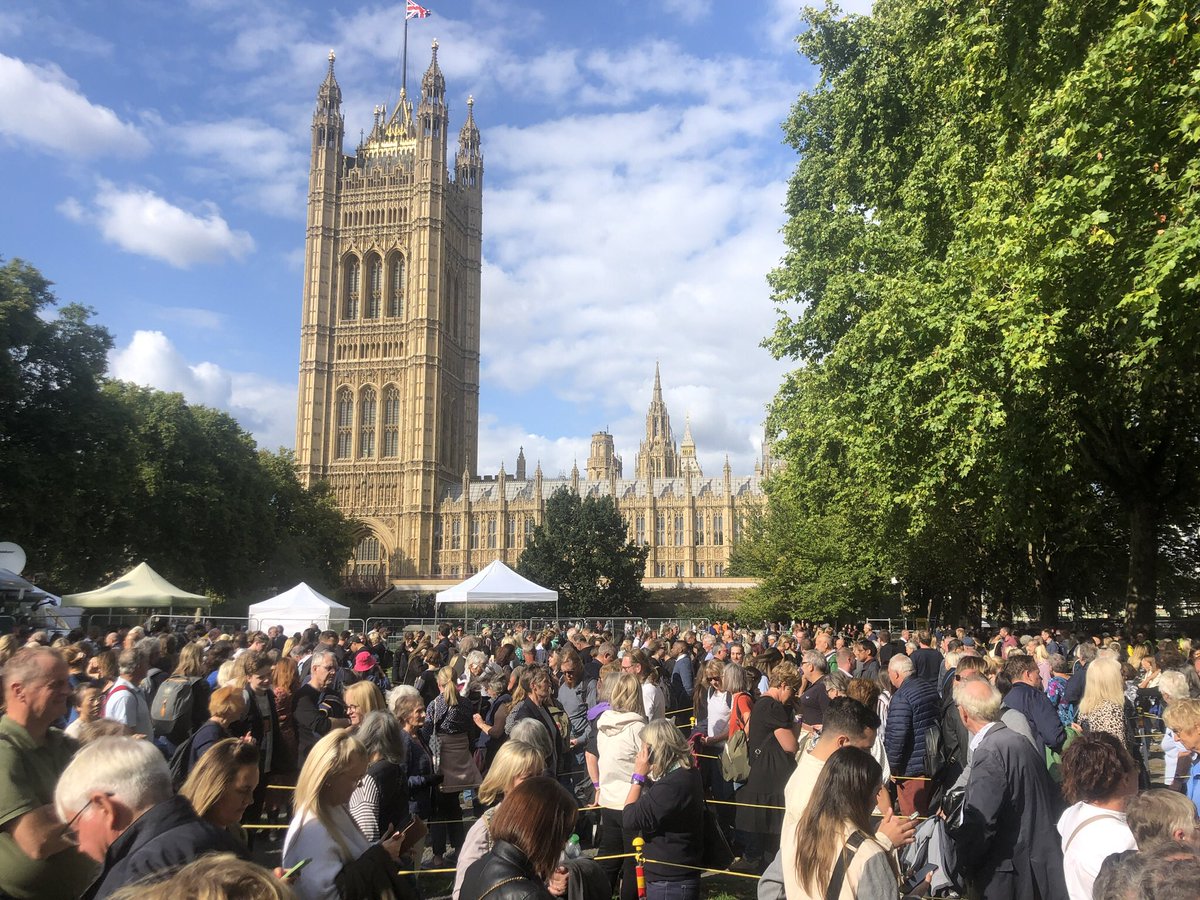 I have never felt so much love, kindness, unity on the streets of London as I have over these last few days. 

Words will never do it justice. 

#QueenElizabethII