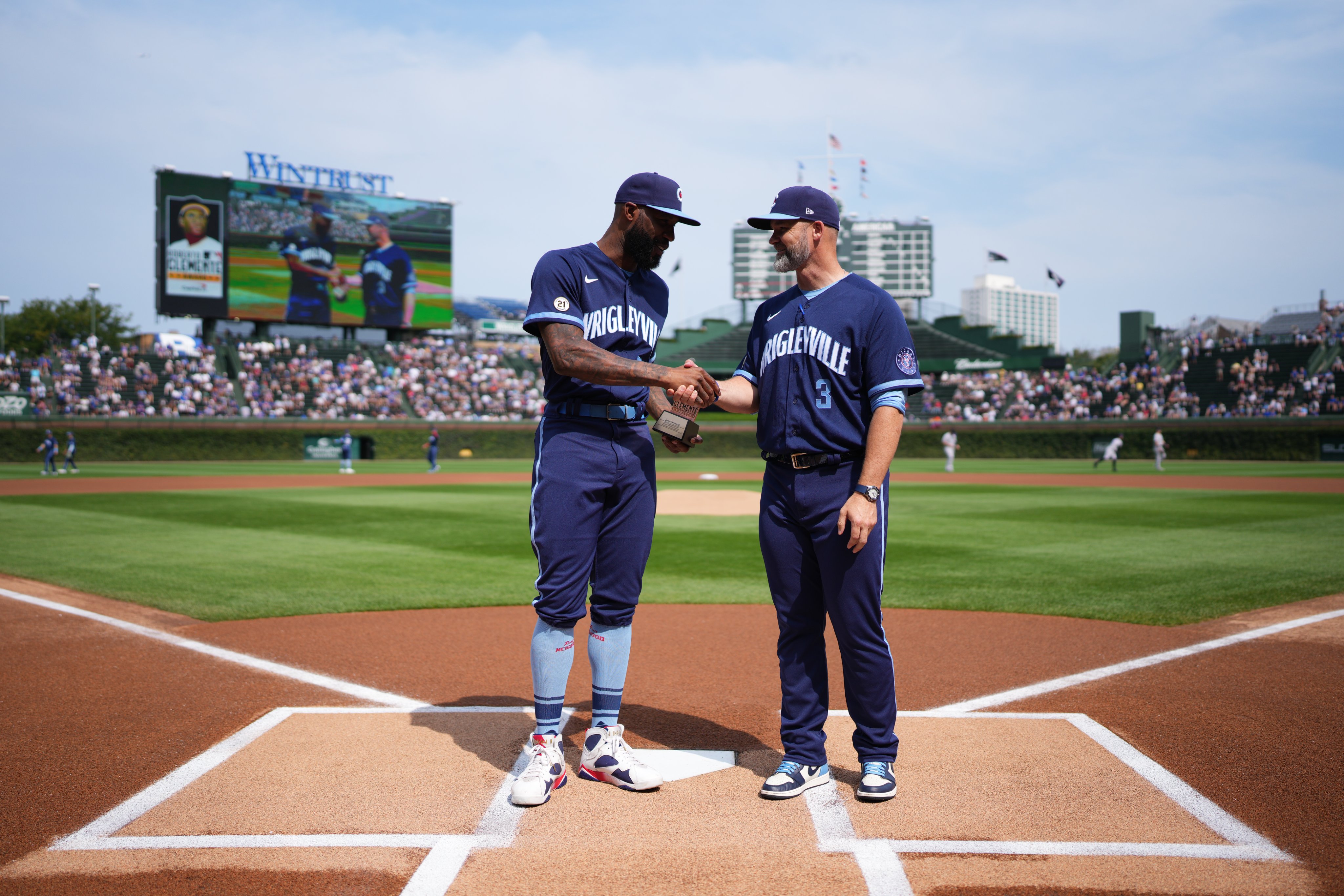Chicago Cubs on X: Character. Community. Contributions. Jason Heyward has  donated nearly $1M to support Chicago youth initiatives, social justice and  efforts to address societal inequities. We are proud to recognize J-Hey