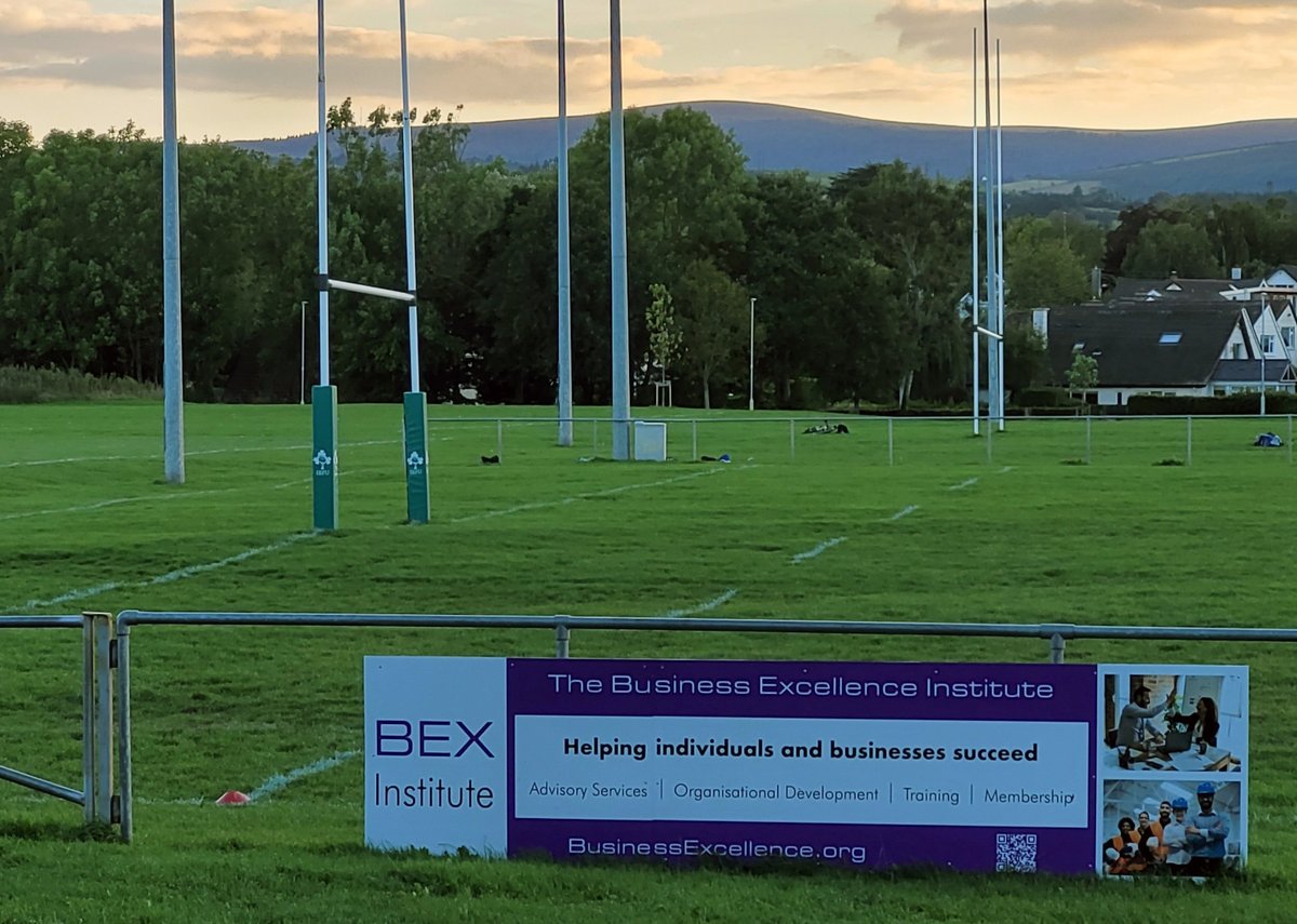 JohnBourke_IE's tweet photo. Walking past Seapoint Rugby Club @seapointrfc this evening, I was delighted to see their new sponsor's banner. #Excellence https://t.co/xVMoHUxBWi
