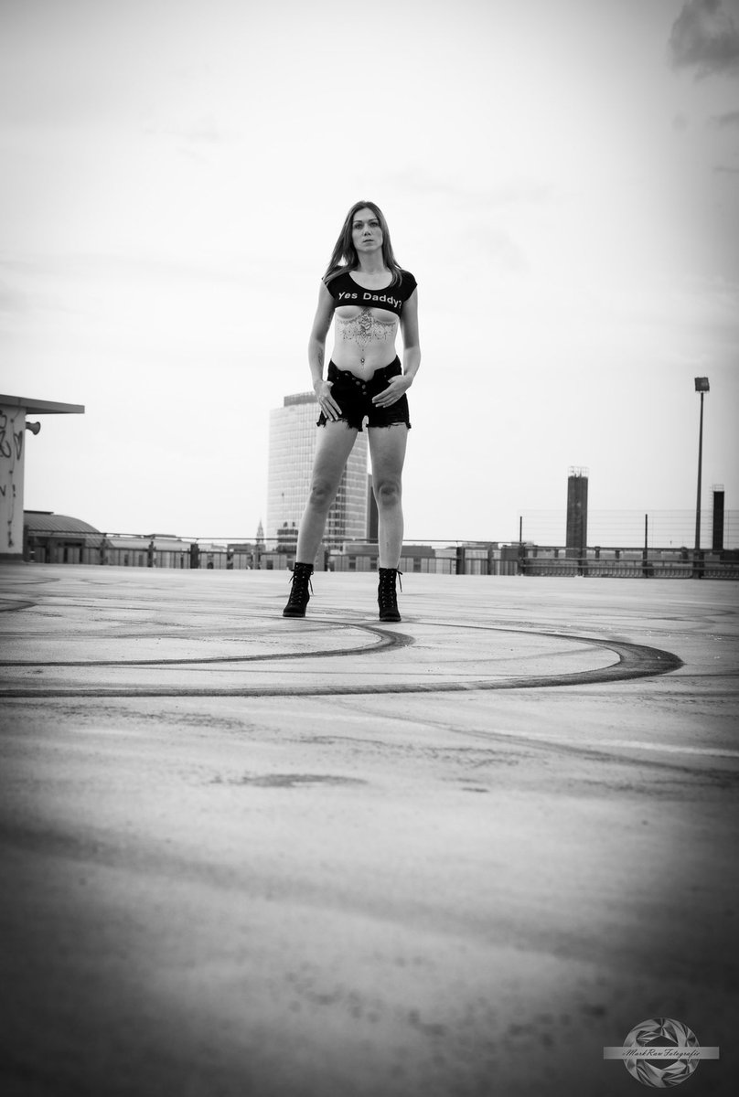 Jesscaa_92's tweet photo. https://t.co/3IBZk7KOIU 

#onlyfans #onlyfanspromo #onlyfansbabe #follow #onlyfansmega https://t.co/aFe8zDo7A1