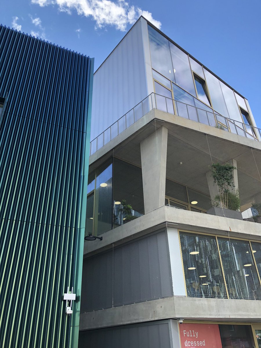 richkingdesign's tweet photo. Great to see Design District in North Greenwich. Big and shiny things! #northgreenwich #london #design #architecture #londonarchitecture #newarchitecture https://t.co/ABmzzOKC13
