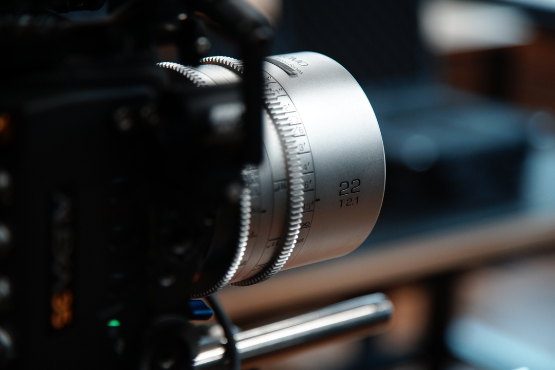 NewYorkCameraCo's tweet photo. Lomo Super Speed 22mm beautifully rehoused by GL Optics. The Lomo Super Speed Set 18, 22,28,35,50,75,100. An NYCC favorite, the Lomo Super Speed Set offers a distinct beautiful focus roll off, 70's/80's classic russian lomo coloration, slight natural highlight halation, and excel https://t.co/6womGwefZI