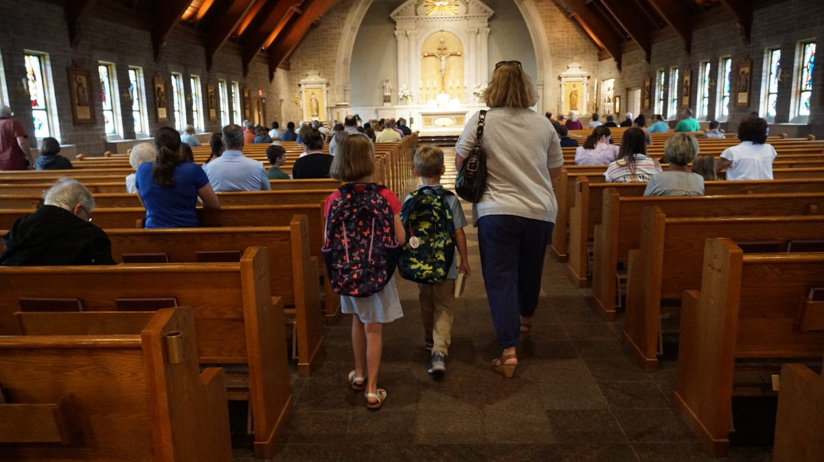 StCathTrumbull's tweet photo. A special thank you to our young people who brought their school backpacks to Mass for a special blessing dur the 9am Mass on Kickoff Weekend. We pray that you will always be guided by God's love in everything you do https://t.co/cUMAFET7Rw
