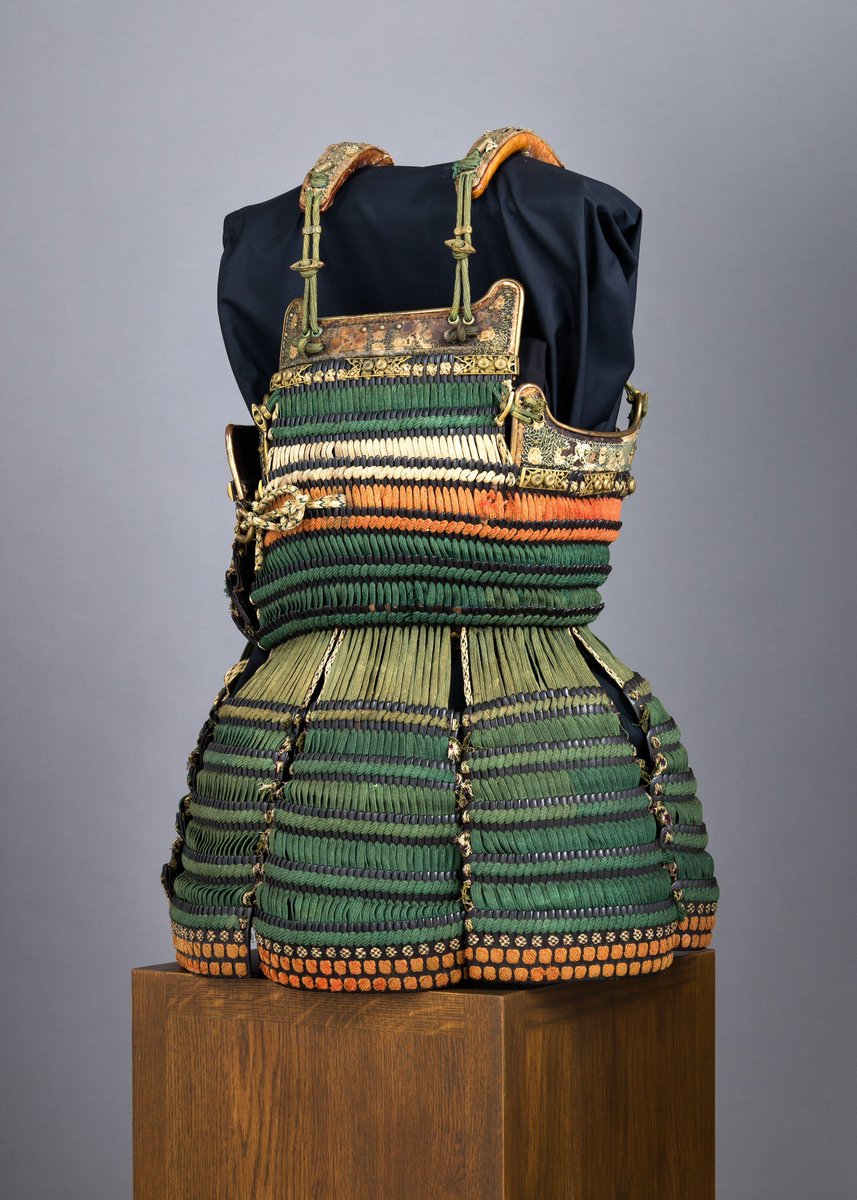 TheArmour's tweet photo. A beautiful #Domaru,
Height: 23.25 in/59.1 cm
Width: 20.5 in/52.1 cm
Depth: 15 in/38.1 cm
#Japan, 16th century, housed at the @metmuseum
#armor #themet #metmuseum #art #history https://t.co/TacUY8vlj4