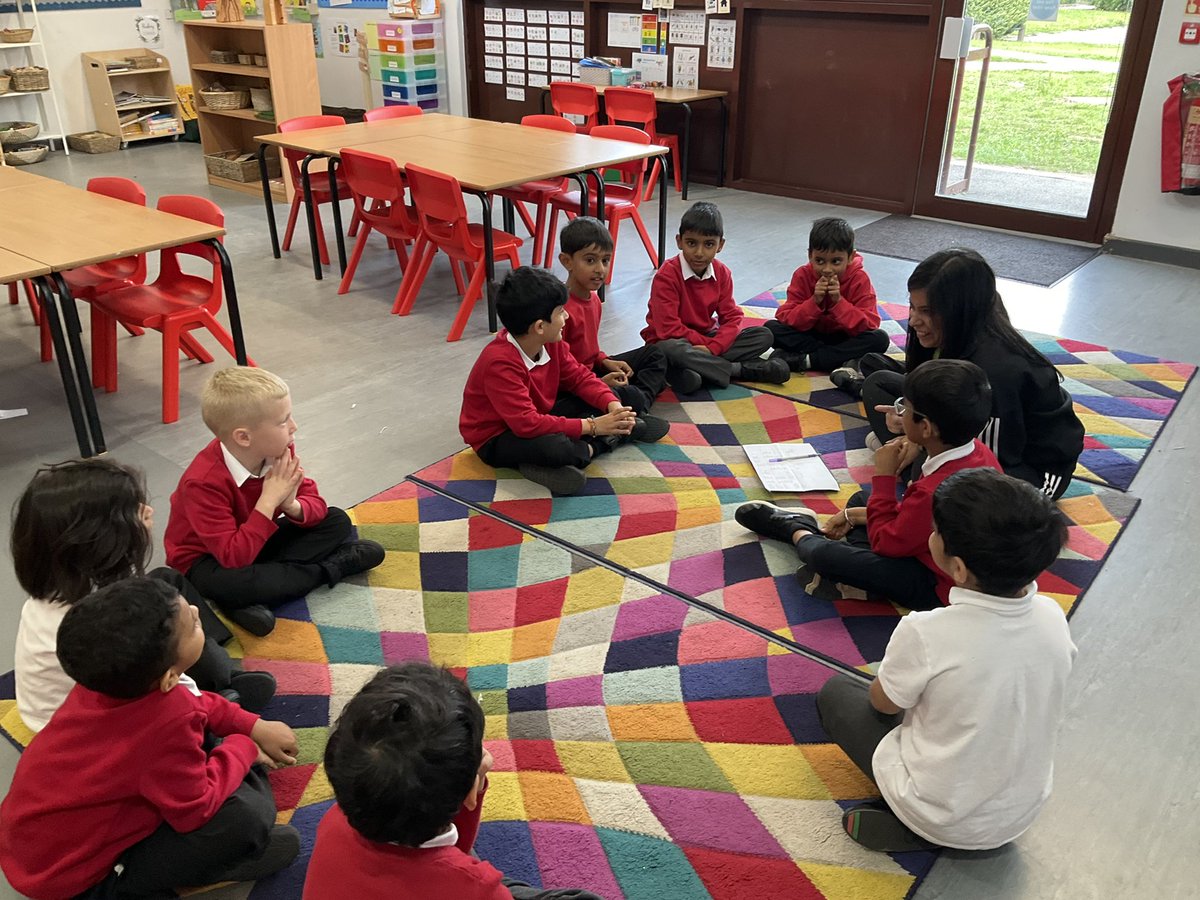 Friday flair has launched at the infants! Children have chosen a club which they would like to develop their confidence! We’ve got comedy, drama, musical instruments, dance and so many more! #kestreltalents #fridayflair @kestrelmead