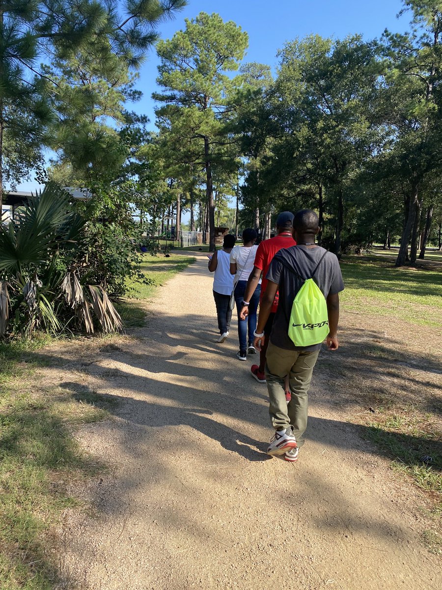 Shari_MOSAIC's tweet photo. We are enjoying a little outside exercise at one of our community parks. #gettingourstepsin @HumbleISD_CAM @MRobinson817 @MarcusAllen1977 @J1Hutton https://t.co/A5KUD3DM5c
