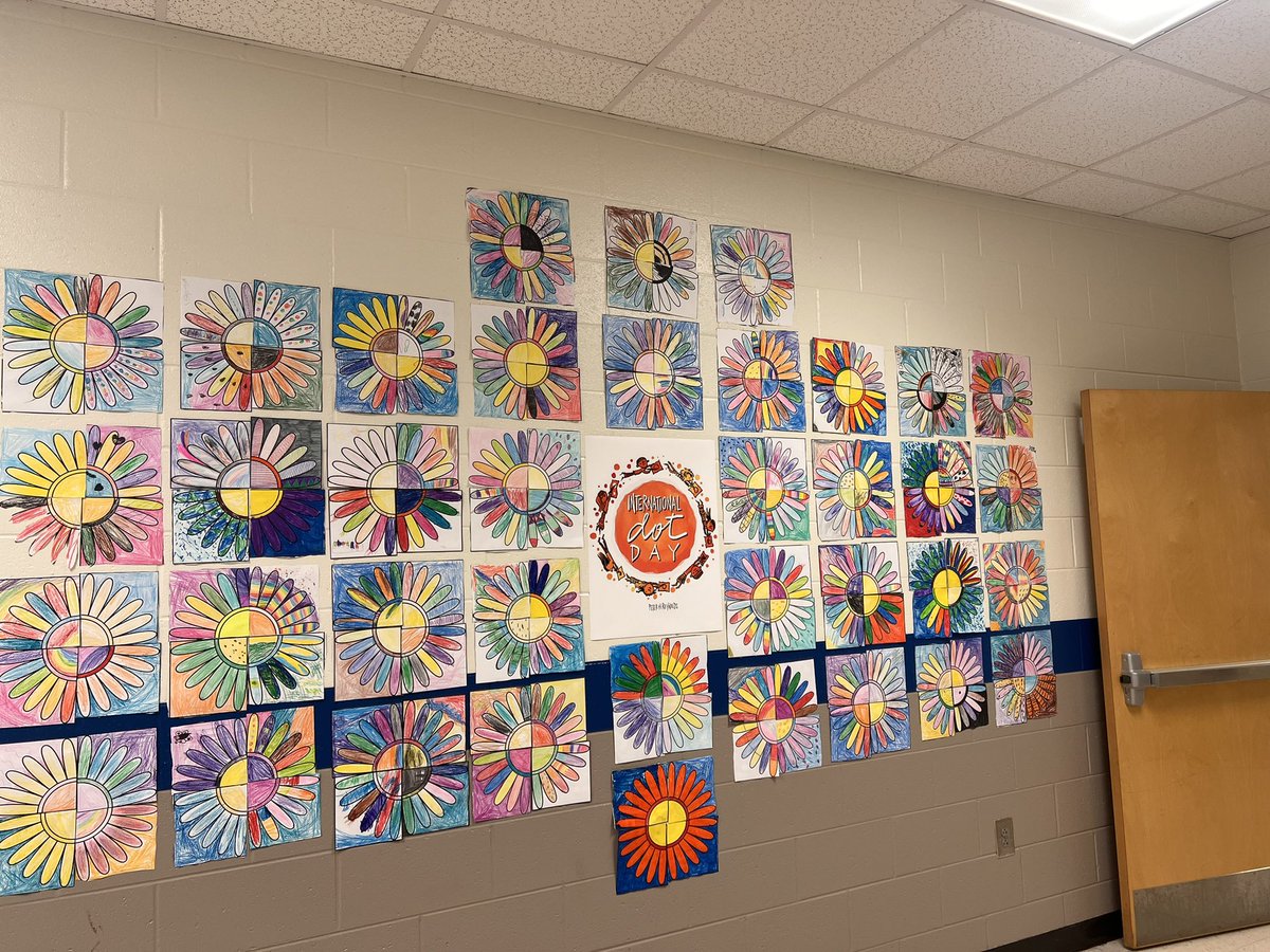 WESWildcatMC's tweet photo. Wow! Check out our amazing International Dot Day activity! @WESWildcatMC @WoodstockEleme1 https://t.co/SqFEbKtZ2g