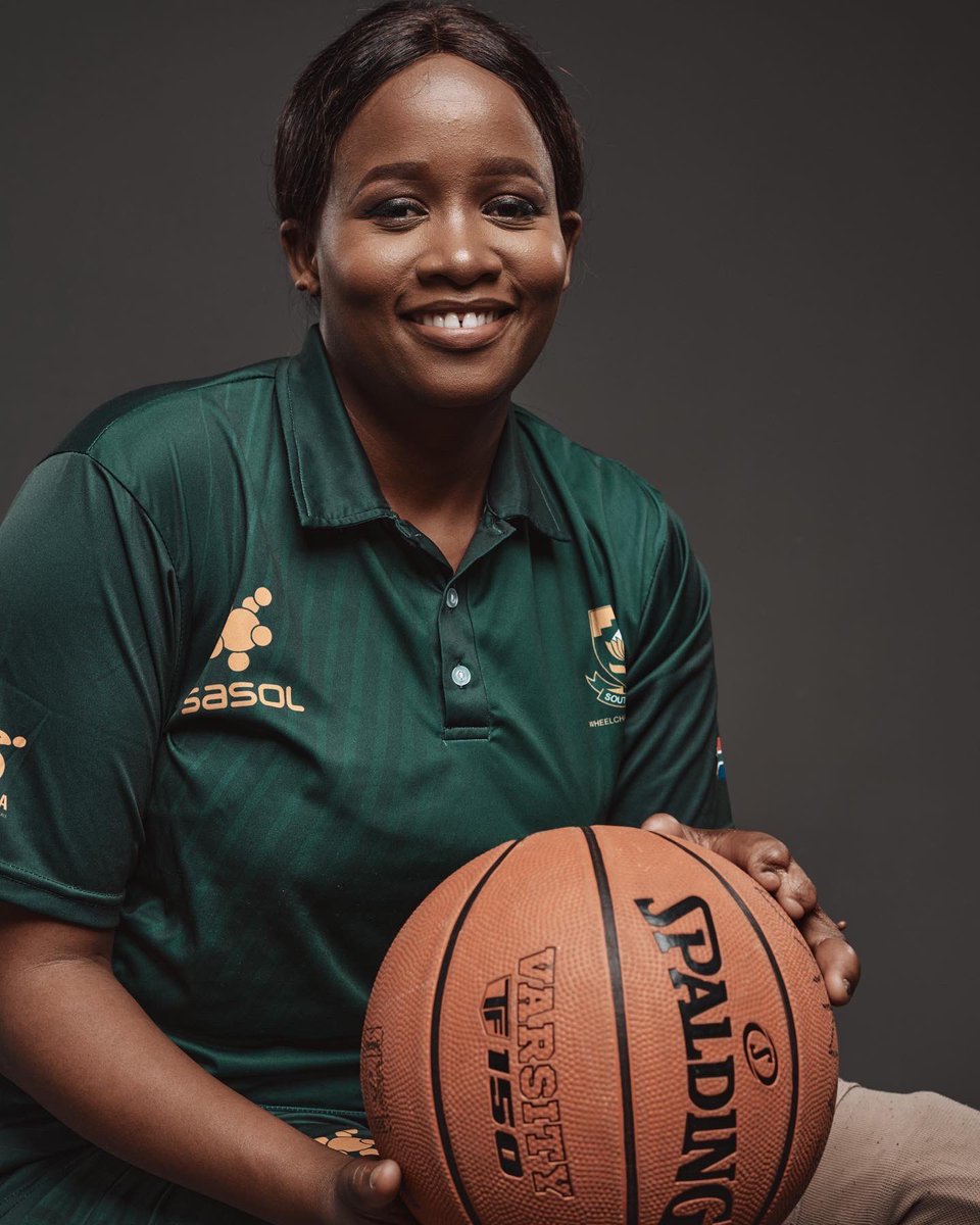 linamandlab's tweet photo. Had a pleasure of playing around 📷 with this @rsa_Basketball star Duduzile Gwaza😁😍

❗️Amputee Disability from birth, recieved National call up 2011

SA you are Rich🏀

#mabenyasports #contentcreator #digitalmarketing #sport #sportbusiness #photo #basketball #dissability https://t.co/m2tYa4KUIA