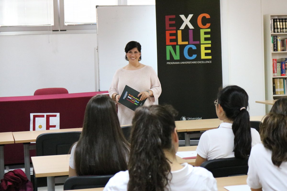 ce_fuenllana's tweet photo. ¡Empieza el #ProgramaExcellence🏆 con la @unav! Las alumnas participantes tuvieron la primera sesión y contaron con la experiencia de una antigua alumna. 

 Un proyecto en el que crecerán académica📚 y personalmente❤️.

#UNAV #BachilleratoExcelencia #ColegioAlcorcón #Fuenllana https://t.co/xfaHWsQqht