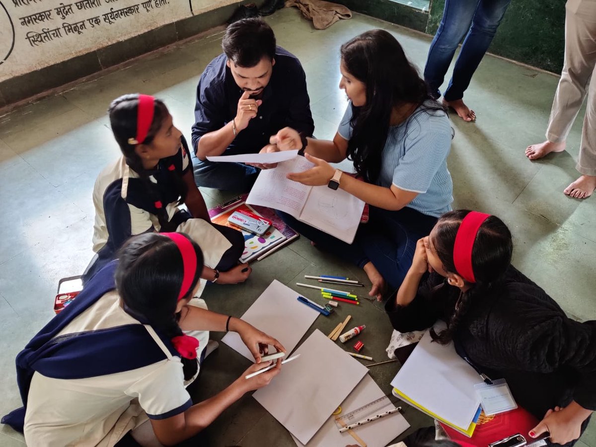 Brillio_CSR's tweet photo. Pune Smiles Week Day#3: We had 10+ Brillians come together at the PMC school in Pashan, where they interacted with over 30 students, actively mentored them during the science model-making competition, and shared valuable life lessons.
#punesmilesweek #STEMlearning #sciencemodel https://t.co/ByulJw3bfv