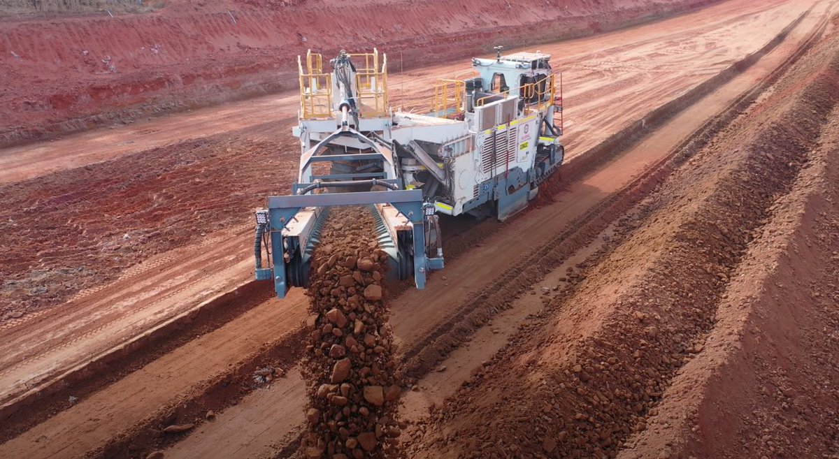 MaxUFO8's tweet photo. Vale says #IronOre market ‘can only get better’ amid tight supply.

Steel consumption in🇧🇷to double within a decade to fill a huge need for infrastructure

Vale can't increase capacity. Also deforestation issue.

#UFO @AlienMetals to make massive profits🚀
https://t.co/sDLqmp0DjQ https://t.co/PCn4GiUR1l