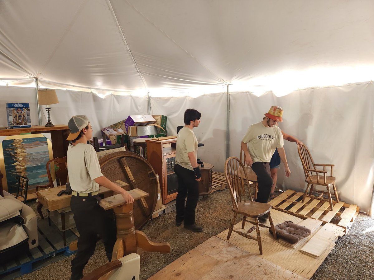 Thank you Magalia Community Church for continuing to support those in need. Check out the link below if you or someone you know needs help, they have lots of neat stuff!
 sites.google.com/view/magalia-c…