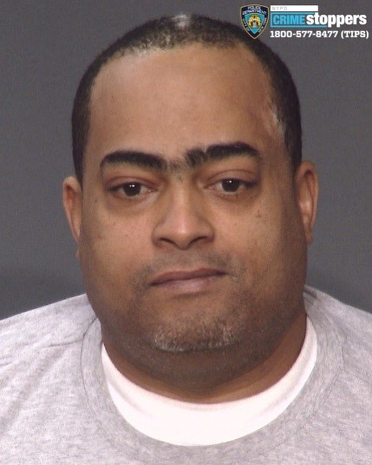 🚨WANTED Francisco Brito for A HOMICIDE in front of 247 #Dyckman St. On 8/4/22 at 12:55 AM The pictured perpetrator produced a knife &amp; stabbed the victim in the chest causing his demise.
Know where Francisco Brito is?
Reward up to $3500
Call 1-800-577-TIPS Calls are CONFIDENTIAL