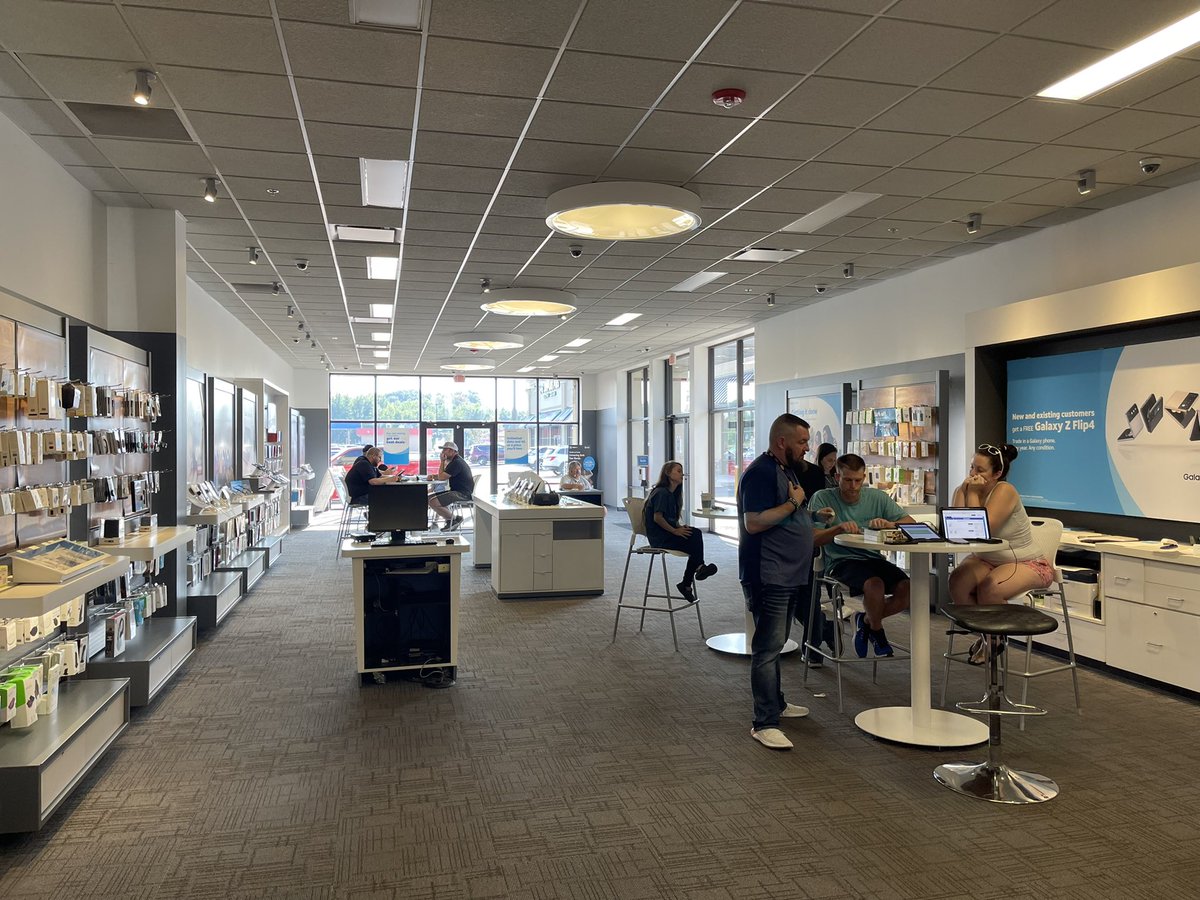 It is iDay Friday!  Love seeing a full store to start the morning!  Shop for your new iPhone 14 or watch locally at any of our 30 stores in Arkansas!  Thanks!! <a href="/ApexATT/">APEX Communications</a> <a href="/HardawayJoshua/">Joshua Hardaway</a> <a href="/joshmeier323/">Josh Meier</a> <a href="/ChrisHinds19/">Chris Hinds</a> <a href="/BrandonStockt17/">Brandon Stockton</a> <a href="/CrystalBoling/">Crystal Boling</a> <a href="/KAMOkonnects/">𝐾𝐴𝑀𝑂</a>