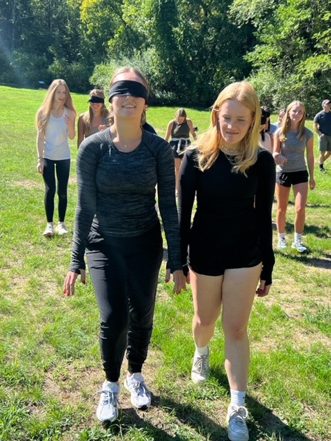 lincoln1884's tweet photo. 2022 Middle and Upper School Class Retreats began yesterday! 
Our Upper School students headed out to enjoy the perfect weather and each other's company. The schedule was packed with a team building challenges to kick off this exciting year ahead. #ThinkBold #ThinkLincoln https://t.co/gcTbQrbZjC
