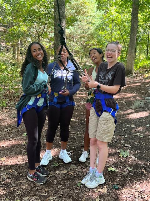 lincoln1884's tweet photo. 2022 Middle and Upper School Class Retreats began yesterday! 
Our Upper School students headed out to enjoy the perfect weather and each other's company. The schedule was packed with a team building challenges to kick off this exciting year ahead. #ThinkBold #ThinkLincoln https://t.co/gcTbQrbZjC