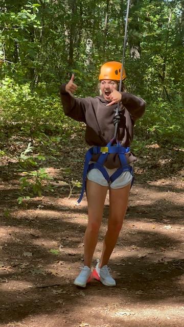 lincoln1884's tweet photo. 2022 Middle and Upper School Class Retreats began yesterday! 
Our Upper School students headed out to enjoy the perfect weather and each other's company. The schedule was packed with a team building challenges to kick off this exciting year ahead. #ThinkBold #ThinkLincoln https://t.co/gcTbQrbZjC