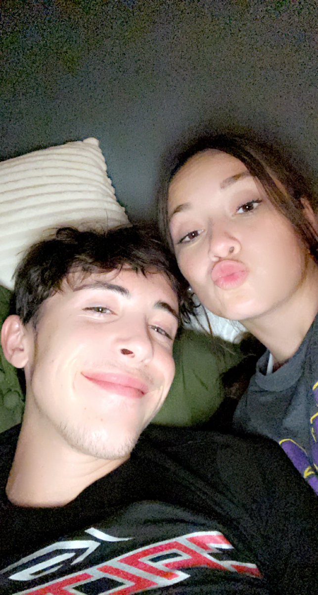 ian_demoss's tweet photo. Happy birthday to the best thing to ever happen to me ❤️ I’ll love you forever sweet girl and I can’t wait to celebrate you for your 21st 😌 you light up my world each and every day and I can’t wait for a lifetime together ❤️ @_bellaholmes_ https://t.co/3BkGY93kct