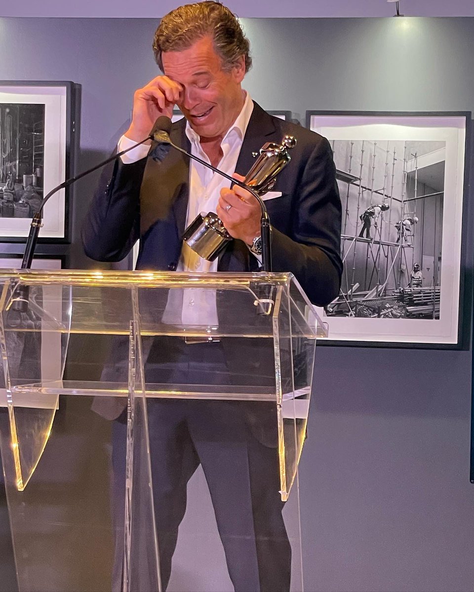 TorontoLegends_'s tweet image. From McDonalds to NBA to MLB to CFL to Junos to Gin Smash...from Forest Hill to Siberia to NYC to Sumatra...MARK COHON shares his stories on the TORONTO LEGENDS podcast! ⬇️⬇️
podpage.com/toronto-legend…

@Lieutenant_Eric @TheJUNOAwards @CFL @UCC_Community @McDonaldsCanada @MarkCohon