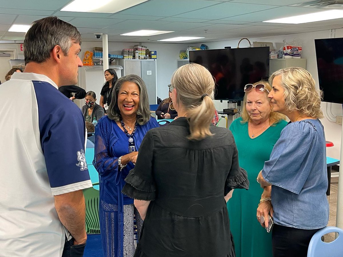 MCSLiaisons's tweet image. Emily Lembeck Early Center has 2 new sensory rooms thanks to Piedmont Church. Thank you so much for supporting our students.
Emily Lembeck Early Center tiene 2 nuevos salones sensoriales gracias a Piedmont Church. Muchas gracias por apoyar a nuestros estudiantes. @MCS_EarlyLearn