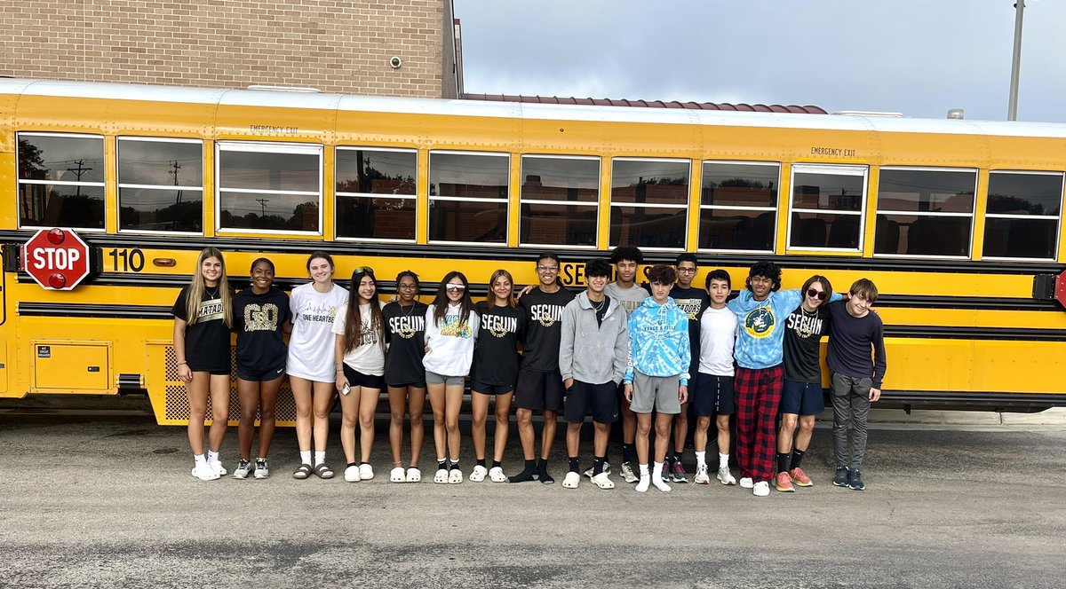 ALL ABOARD…
Seguin XC on the Road to TAMUCC Islander Splash XC Invitational. 🏃🏻‍♀️💨🏃🏻💨