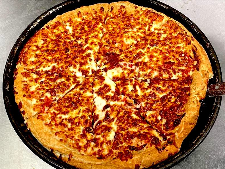 BGMisterBs's tweet photo. It's #FreePizzaFriday at Mister B's! Hit that RT button for your chance to win a FREE large one topping from Mister B's! Must follow to win. 🍕🍕 https://t.co/K0Nx1gwzyw