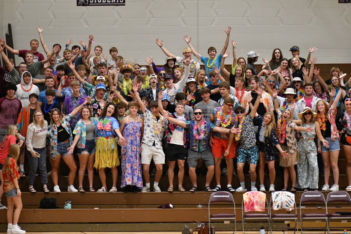 ShenandoahHS's tweet photo. Congrats to our VB Fillies for defeating the SA Falcons in 5 sets last night!!! Great energy, passion, love, and fans filled the gym!!! https://t.co/eWlg0GGIlN