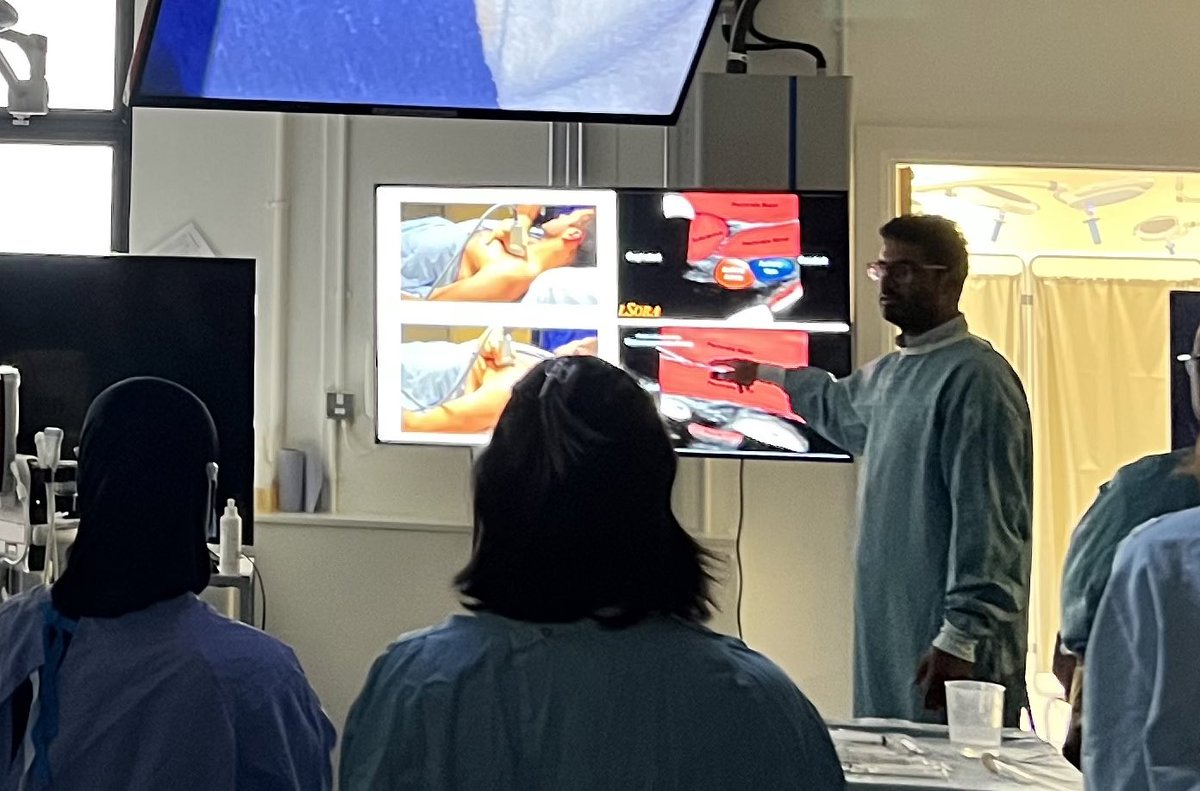draroramohit's tweet image. #ScanScanScan #BlockBlockBlock 

#CadavericUSGuidedRegionalBlockCourse @CADSIMLeeds @UniversityLeeds @LeedsHospitals @vdaga3