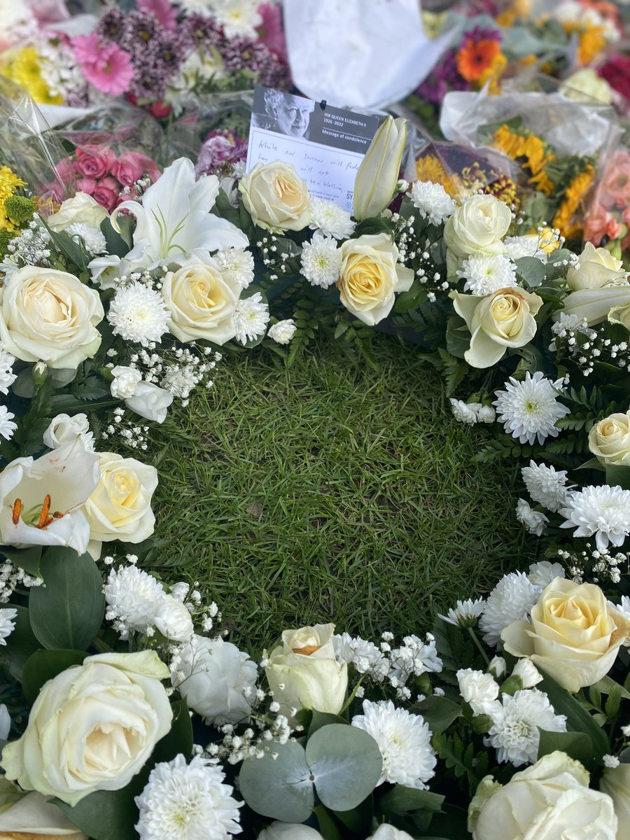 SouthYorksMCA's tweet image. On Tuesday, @SouthYorksMayor Oliver Coppard placed a wreath at the official memorial for Her Majesty The Queen in Sheffield's Peace Gardens. He also signed the book of condolence in Rotherham Town Hall on behalf of South Yorkshire.