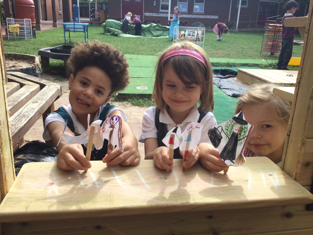 ThamesideSch's tweet photo. A snapshot of Year 1 so far⦠#Year1tps #YSCtps #YRWtps #alltheschoolvalues #continuousprovisiontps https://t.co/3oPoyaiXm6