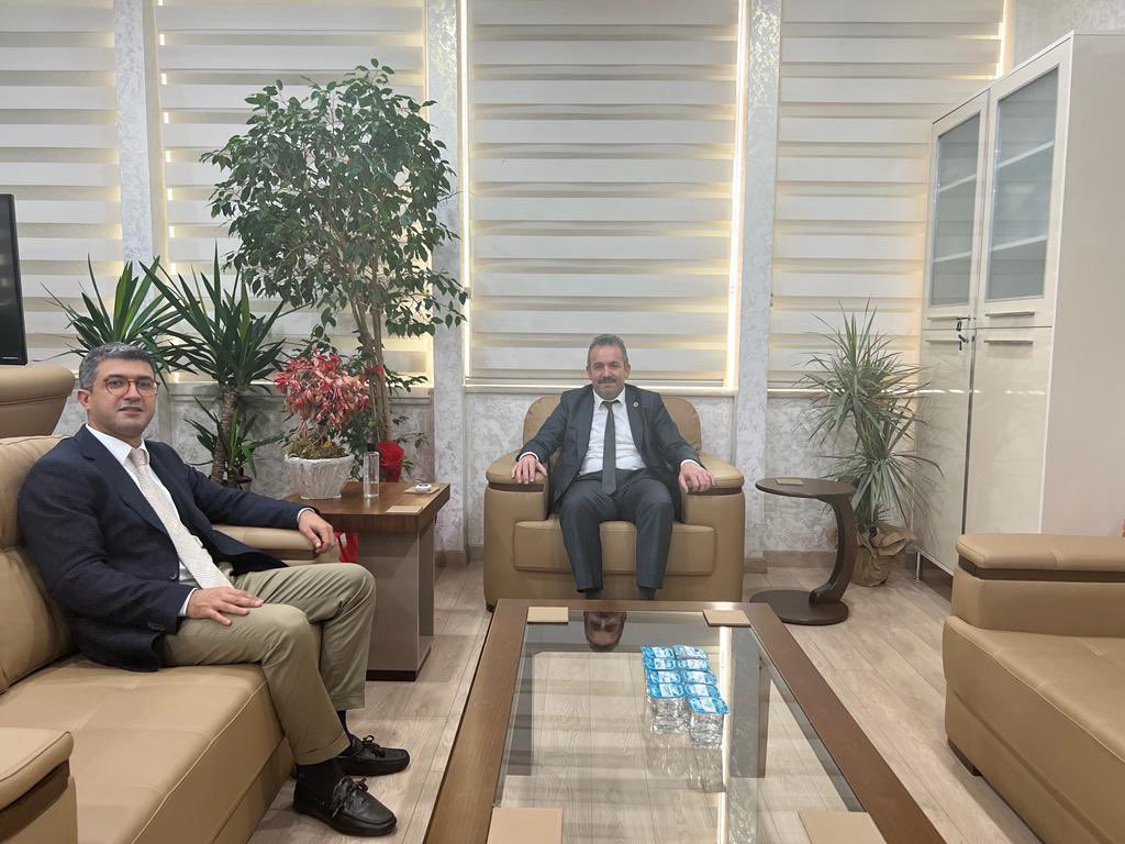 İstanbul Üniversitesi-Cerrahpaşa Cerrahpaşa Tıp Fakültesi Hastanesi Başhekimi Doç. Dr. Emin Köse, Kurum Başkanımız Dr.Hızır Aslıyüksek’e hayırlı olsun ziyaretinde bulundu.